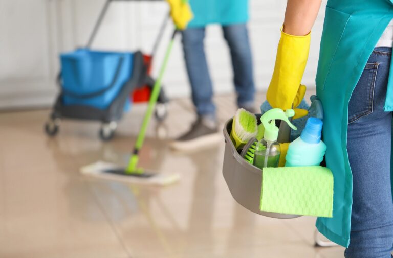 Green Clean commercial cleaning crew Las Vegas